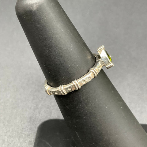 Silpada Sterling Silver 925 Green Trillion Cut Glass Stone Ring Size 4