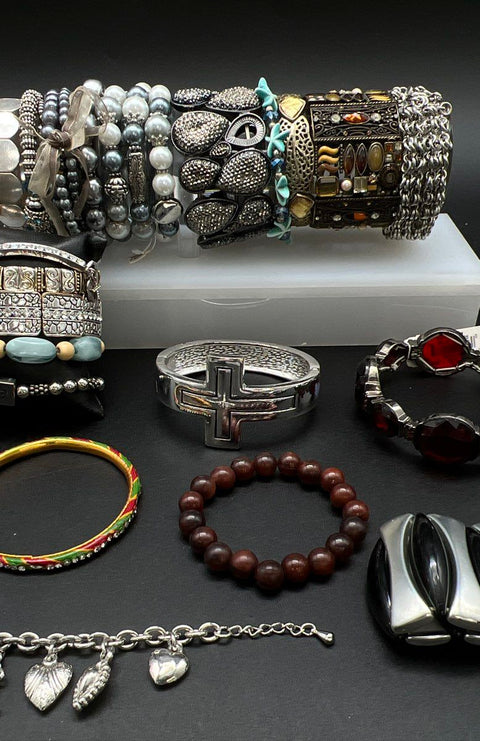 Vintage & Modern Bracelet Lot 26 Pieces Cuffs Bangles Beaded Charm Rhinestone