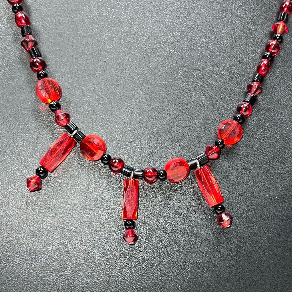 Red & Black Glass Beaded Bracelet Earrings Necklace Set