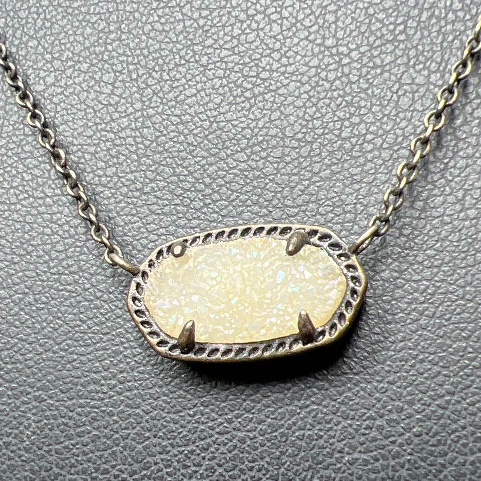 Kendra Scott Off White Stone Necklace