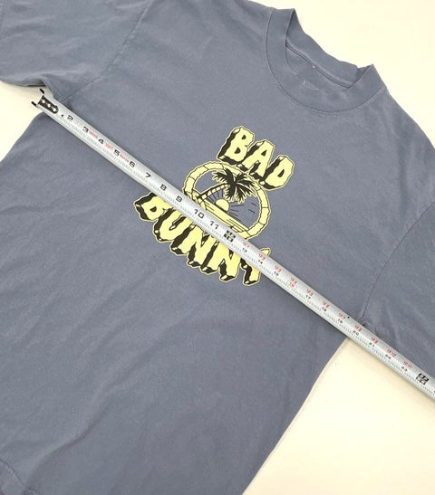 Bad Bunny Men's Blue World's Hottest Tour 2022 Un Verano Sin Ti T-Shirt Size M