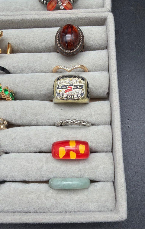 Mixed Costume Jewelry Lot 32 Pieces Vintage to Modern Boho Cocktail Rings