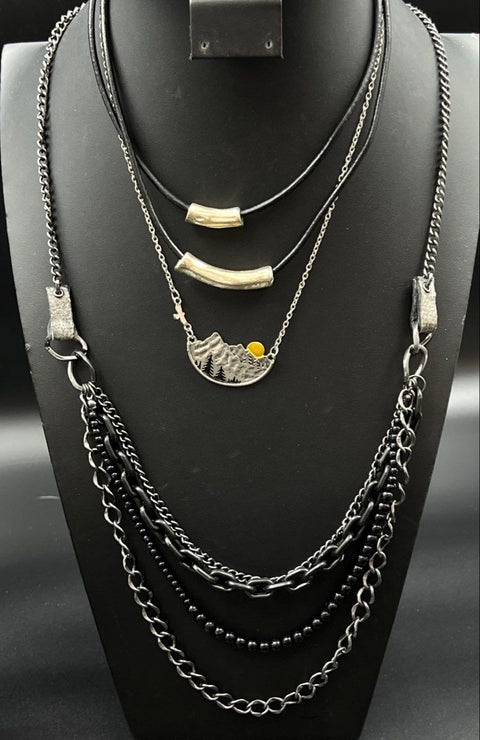 Fashion Costume Jewelry Lot of 7 Necklaces Boho Beaded Bib Multi-Strand Pendant