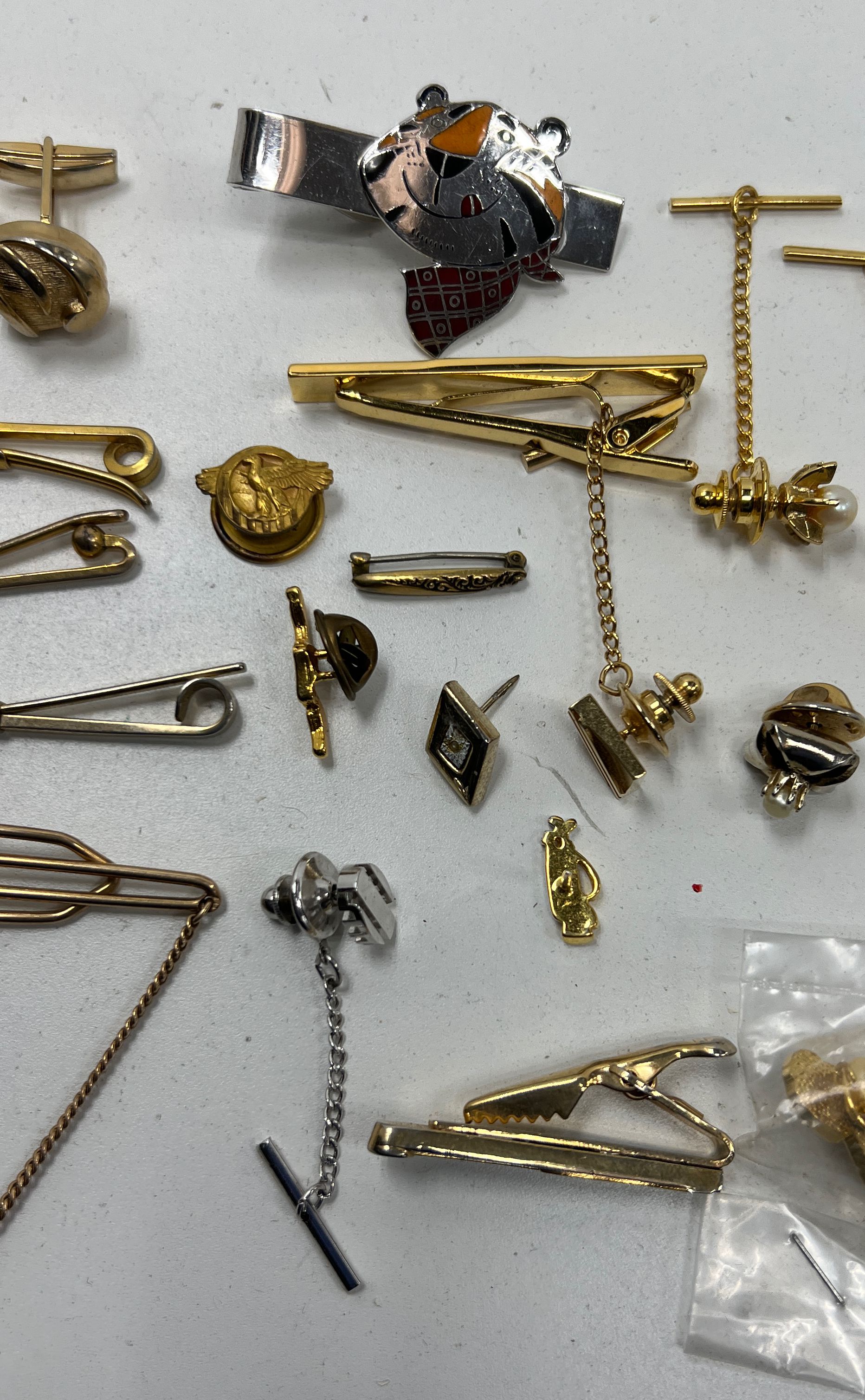 Vintage Lot Of Vintage Style Gold Tone Cufflinks, Brooches, Tie Pins, Clips