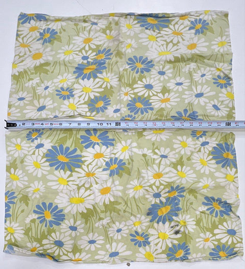 Vintage Linens Lot 8 Pieces Kitchen Towels Runner Floral Giraffe 60s 70s Style