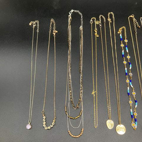 Fashion Costume Jewelry Lot 14 Necklaces Gold Silver Tone Mixed Style Pendant