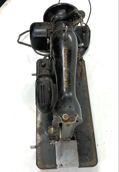 Vintage Singer Model 15 Sewing Machine Black 1947 AH104683