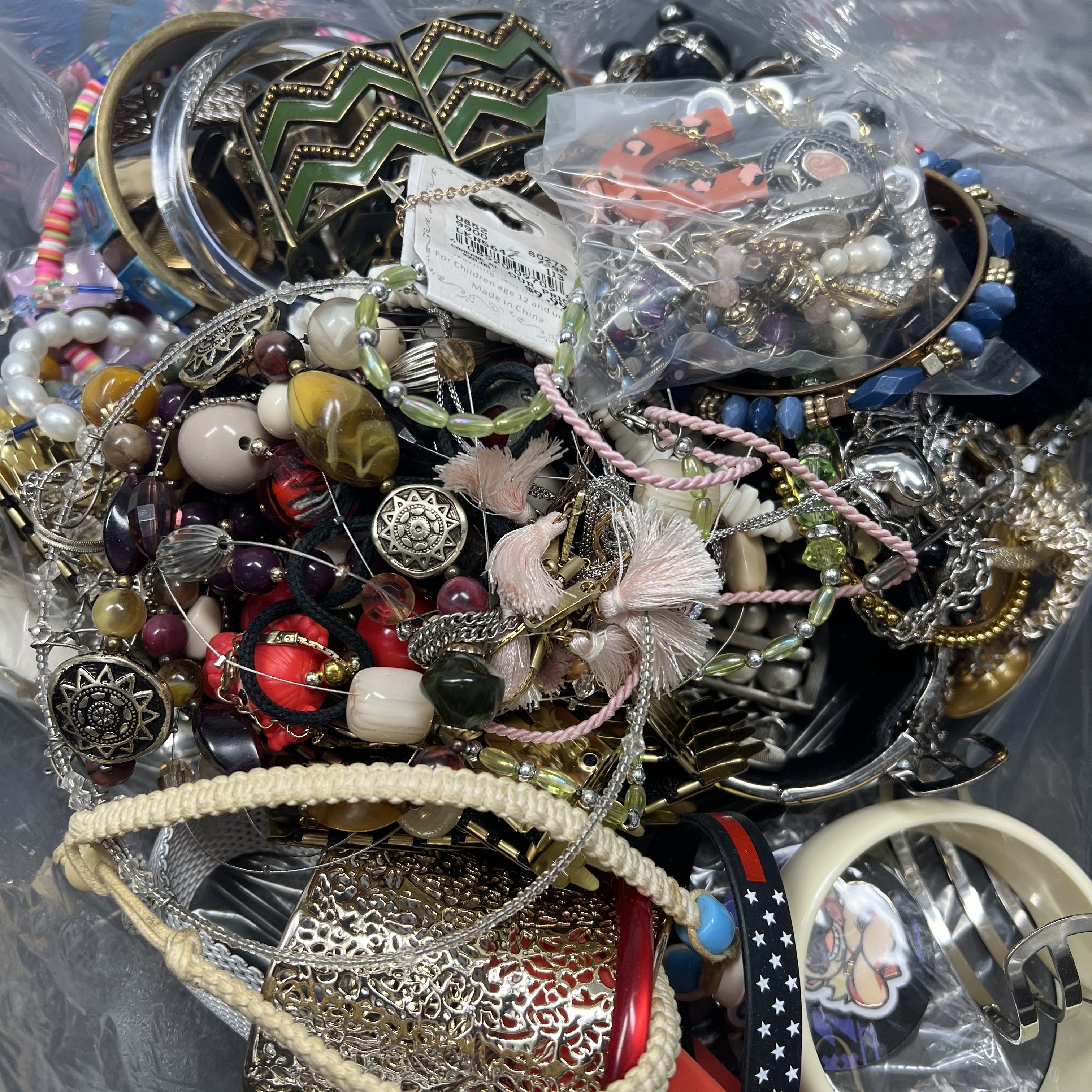 5LB Wearable Costume Jewelry Mixed Items