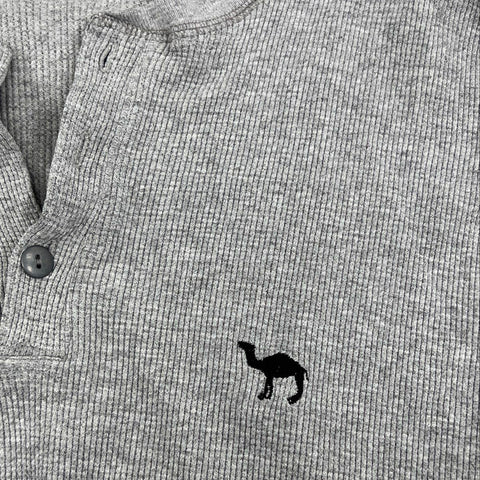 Vintage 90s Camel Waffle Knit Thermal Henley Embroidered Logo Shirt Sz L