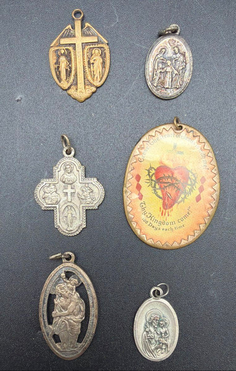 Vintage Antique Catholic Religious Medals Jewelry Lot 12pc Crosses Necklaces