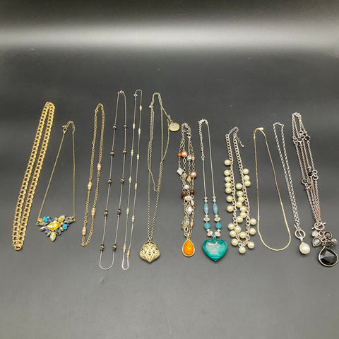 Fashion Necklace Costume Jewelry Lot of 11 Faux Pearl Pendant Gold Silver Tone