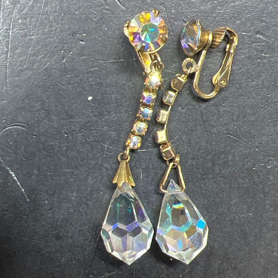 2 Pairs Bling Rhinestone Dangle Clip On Earrings