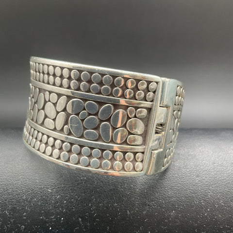 Brighton Silver Tone Pebble Motif Hinged Cuff Bracelet