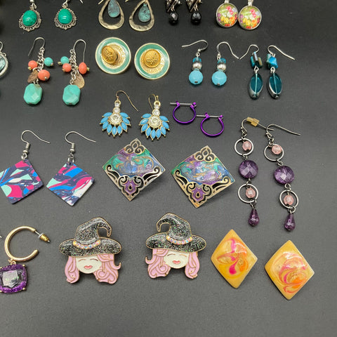 Costume Jewelry Earring Lot Vintage to Modern 30 Pairs Boho Novelty Geometric