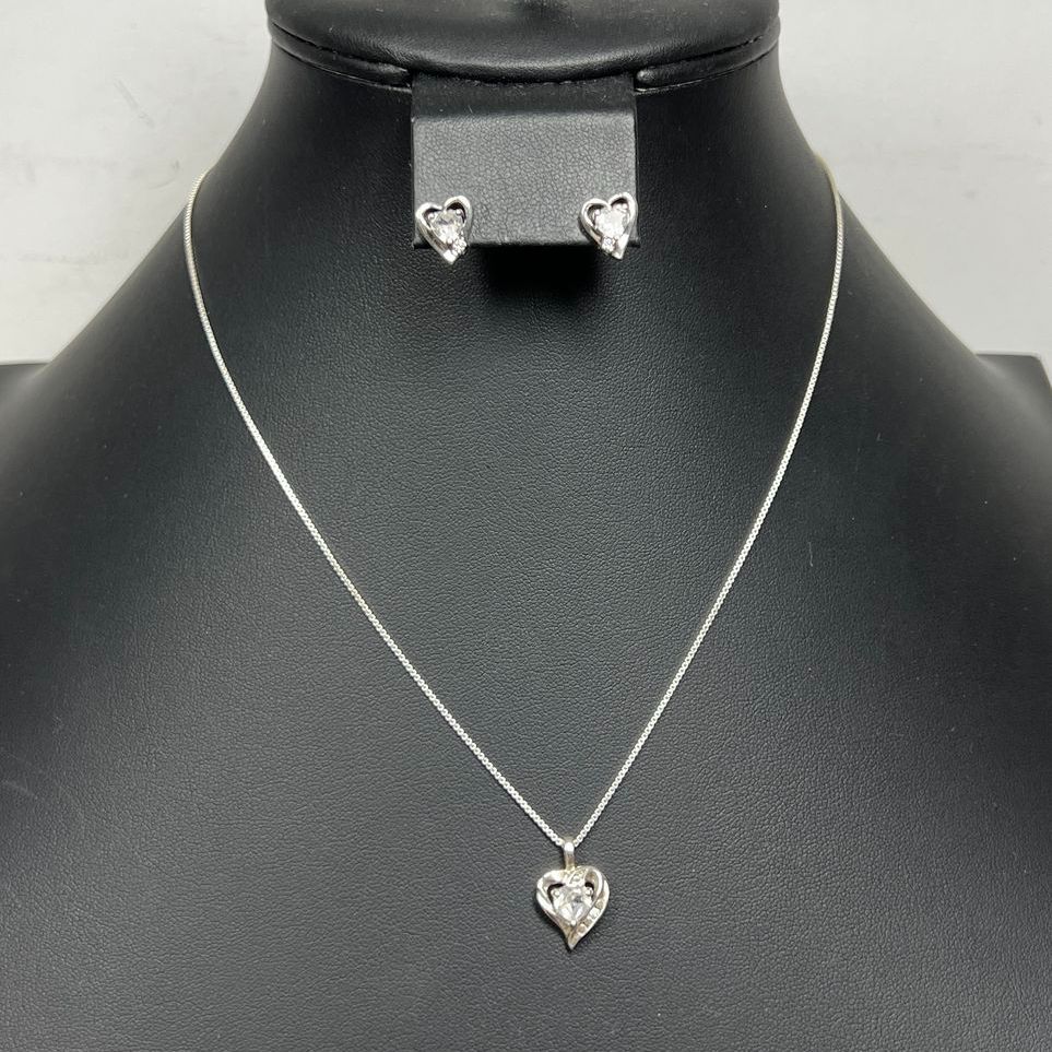 925 Sterling Silver CZ Heart Necklace and Earrings Set 5.29g