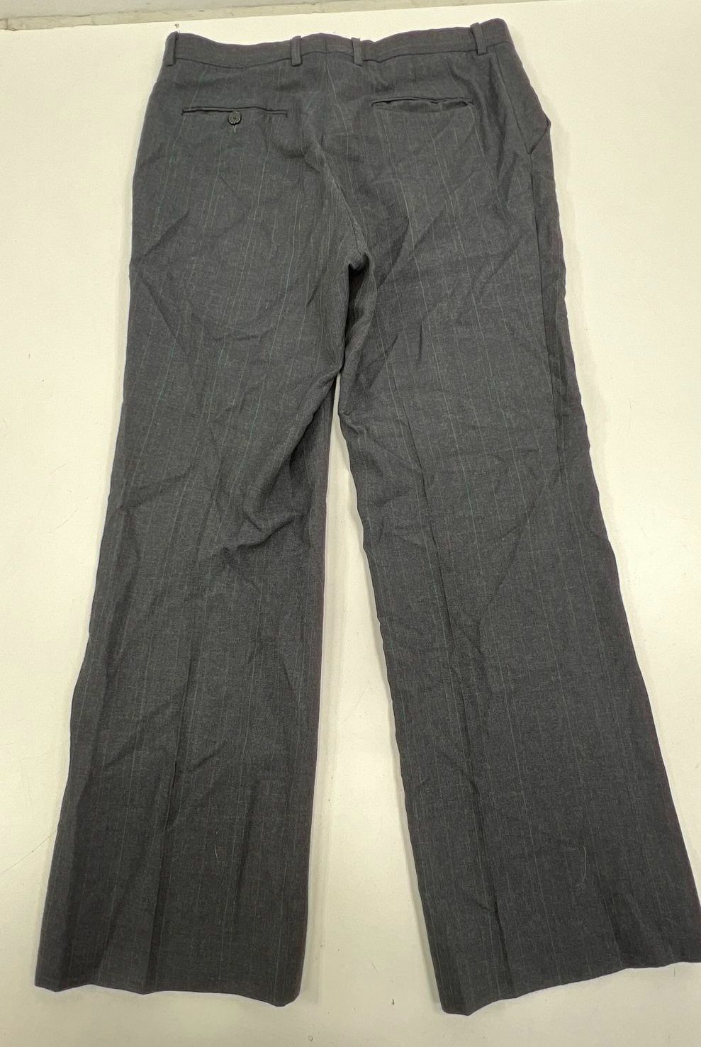 Stafford Charcoal Gray Pinstripe 2-Piece Suit Mens 42R 36x30