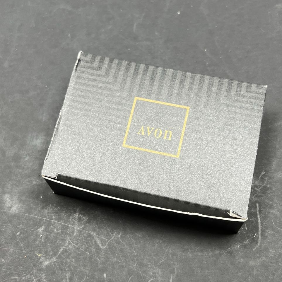 Avon Golden Ribbon Earrings IOB with Matching Brooch Set