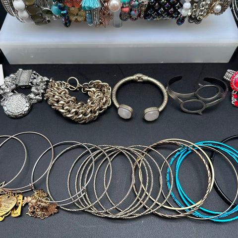 Costume Jewelry Lot 38pc Bracelets Bangles Cuffs Rhinestone Time and Tru Mixed