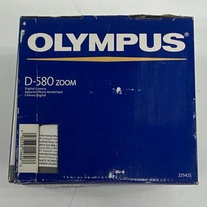 Olympus D-580 Zoom Camedia 4.0MP Digital Camera Silver In Box Tested Works