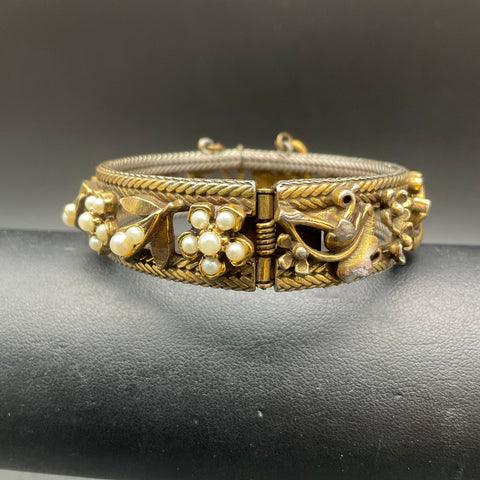 Vintage Florenza Gold Tone Faux Pearl Hinged Bangle Bracelet Floral 7"