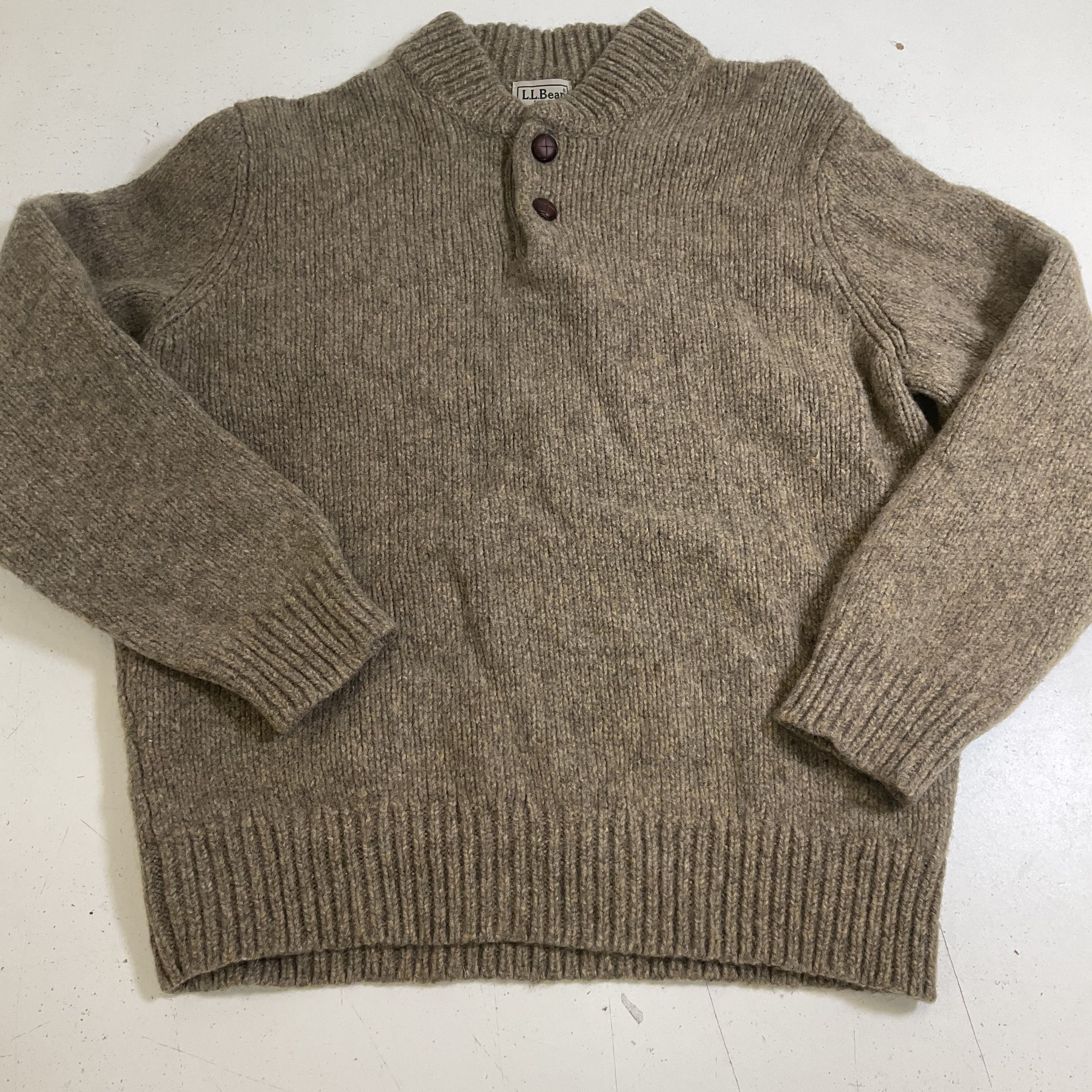 LL Bean Brown Heathered Lambswool Mock Neck Henley Sweater Men's M