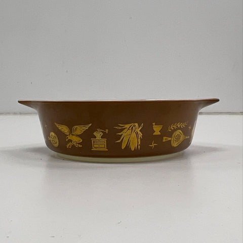 Pyrex Early American Casserole 471 1 Pt Brown Gold Eagle Vintage Ovenware