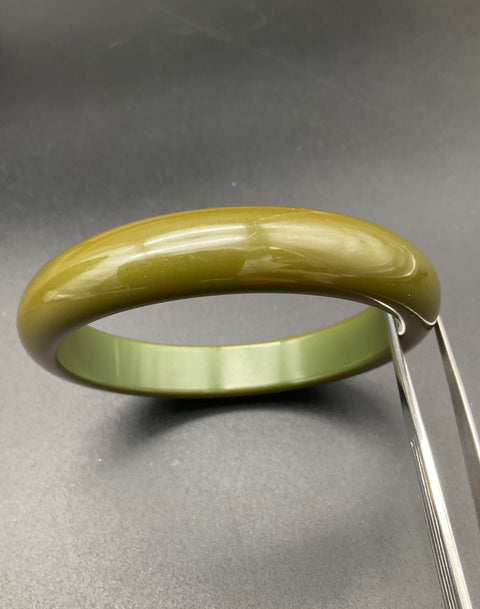 Vintage Art Deco Bakelite Bangle Bracelet Olive Pea Soup Green 2.5" ID