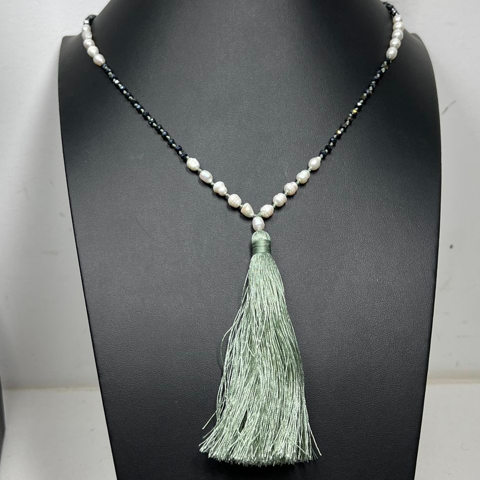 Zacasha Pearl Green tassel Multifaceted Beaded Necklace