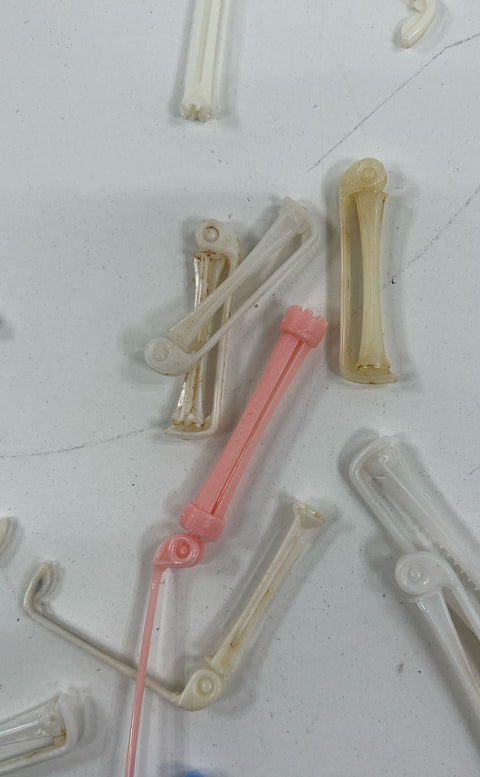 Women's Vintage Plastic Swing Arm Curl & Perm Rods Lot Pink & White