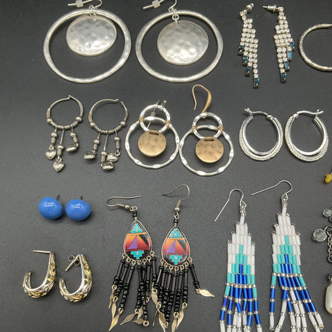 Vintage Modern Earring Jewelry Lot 23 Pairs Hoops Dangles Beaded Rhinestone
