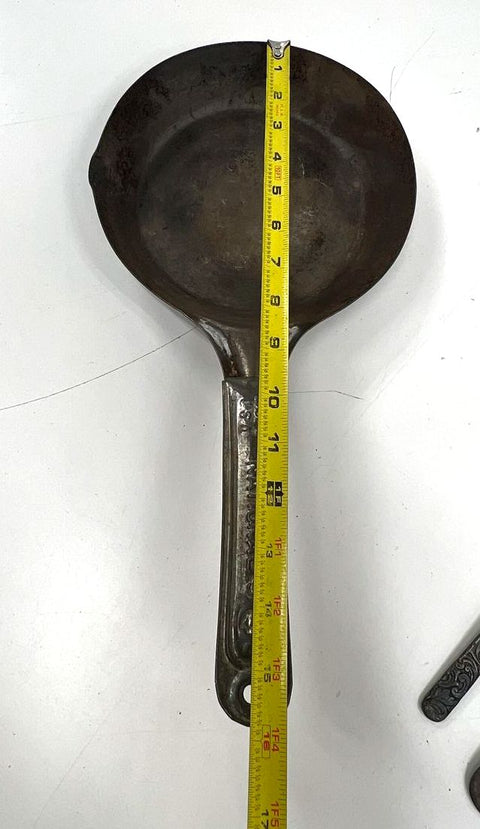 Vintage National No 3 Skillet + Grill-It Cast Iron Broiler Lot Kitchenware