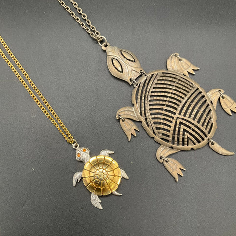 Vintage Articulated Turtle Pendant Necklaces Lot of 2 Silver and Gold Tone