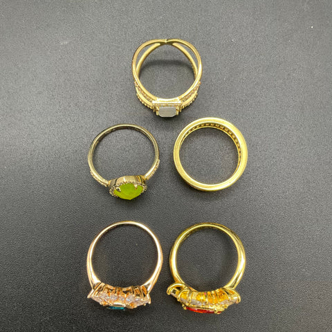 Bomb Party Costume Jewelry Rings Lot of 5 Assorted Styles Sizes 8-10 Gold Tone