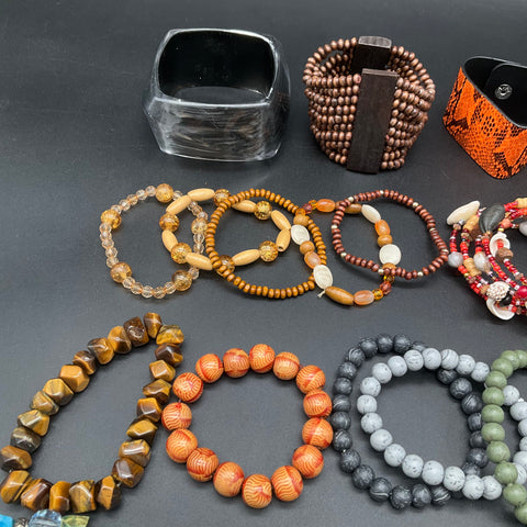 Eclectic Mixed Material Jewelry Lot of 22 Beaded Bracelets Cuffs Bangles Shell