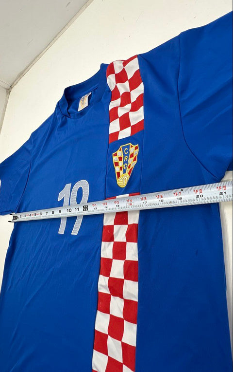 Croatia Soccer Jersey Size Large Blue Checkered Stripe #19 Football Shirt