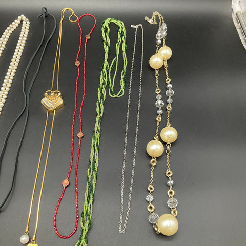 Fashion Costume Jewelry Lot 10 Necklaces Vintage to Modern Mixed Beaded Pearl