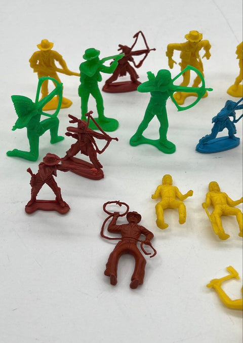 Vintage Western Action Figure Lot Cowboys Indians Animals 25 Pieces Loose