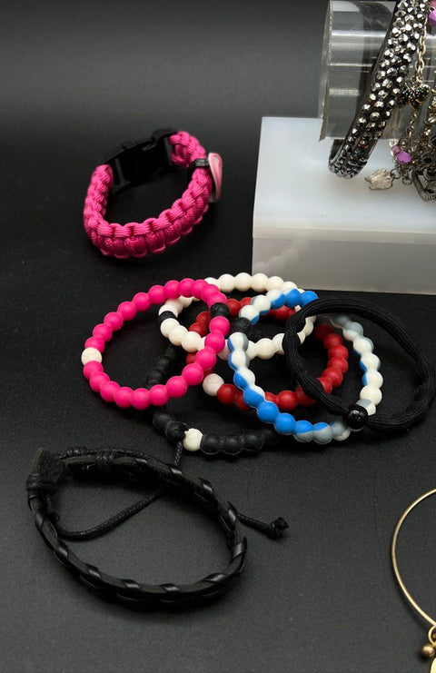 Disney Alex and Ani Style Beaded Bangle Costume Jewelry Lot of 30