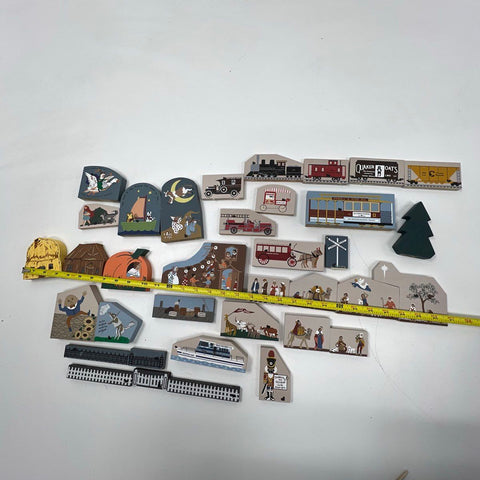 Vintage Lot Cat's Meow Village Wooden Shelf Sitters Nursery Rhyme Nativity