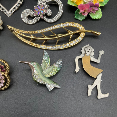 Vintage Costume Jewelry Brooch Lot of 10 Leopard Hummingbird Floral Rhinestone
