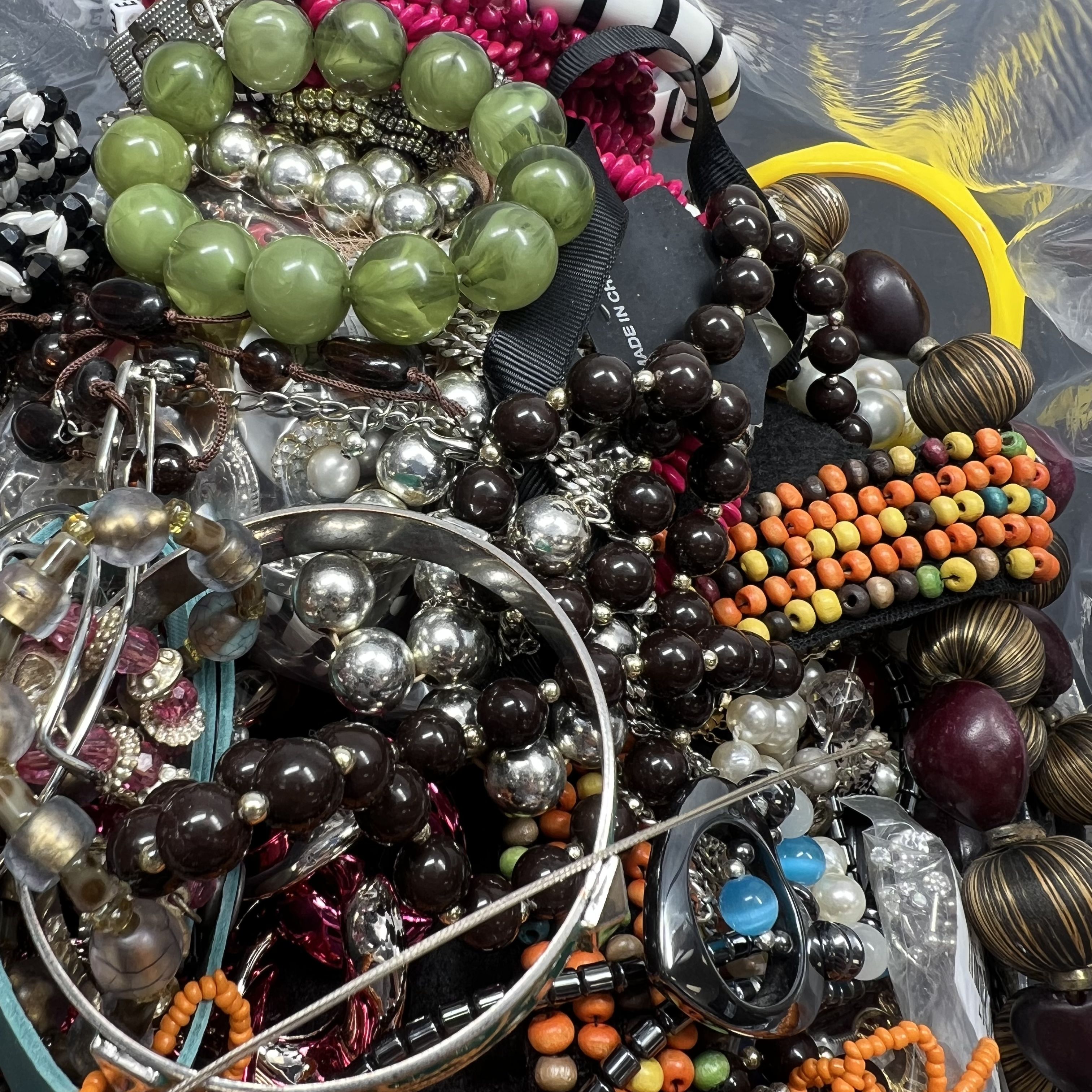 5LB Wearable Costume Jewelry Mixed Items Bag