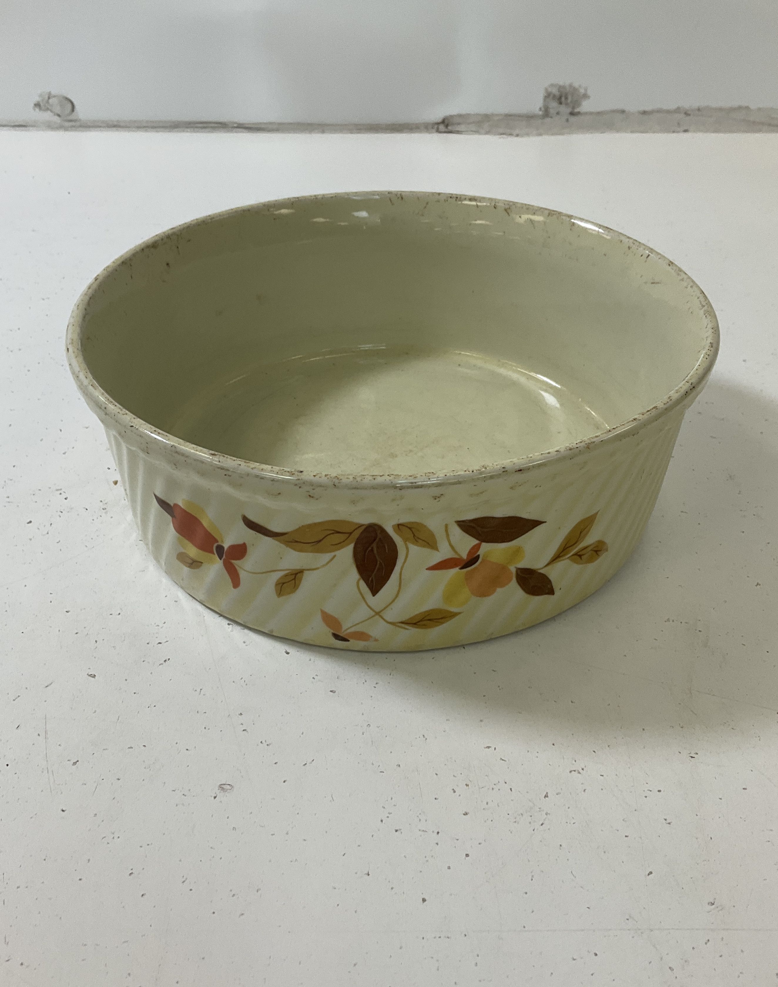 Vintage Hall Jewel Tea Autumn Leaf 8" Casserole 505 & Tin Cake Carrier