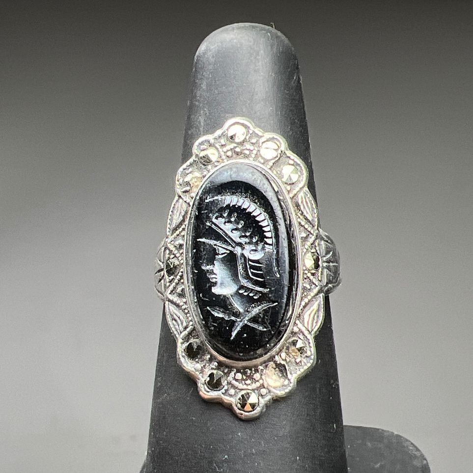 Uncas Sterling Silver Black Carved Stone Conquistador Ring Size 4.75