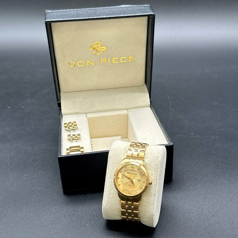 Don Piece Gold Tone Quartz Watch Crystal Markers Date Window Box Extra Links