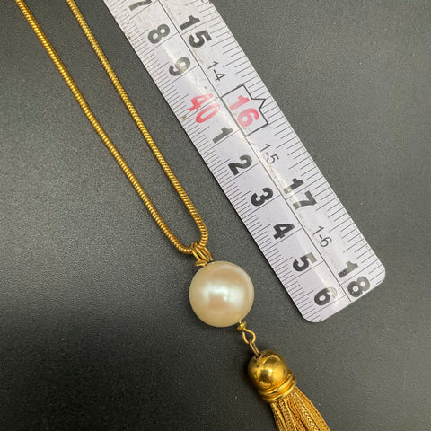 Vintage Anne Klein Gold Tone Faux Pearl Tassel Snake Chain Necklace 34"