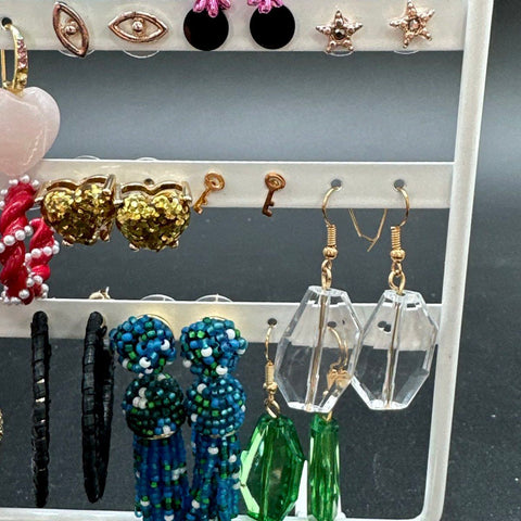Fashion Jewelry Lot 18 Pair Earrings Hoops Studs Chandelier Beaded Rhinestone