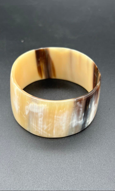PONO by Joan Goodman Chunky Resin Bangle Bracelet Wide Oval Brown Signed 7.25"