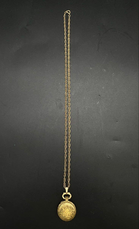Vintage Villereuse 17 Jewels Swiss Made Pendant Watch Necklace 24" Chain