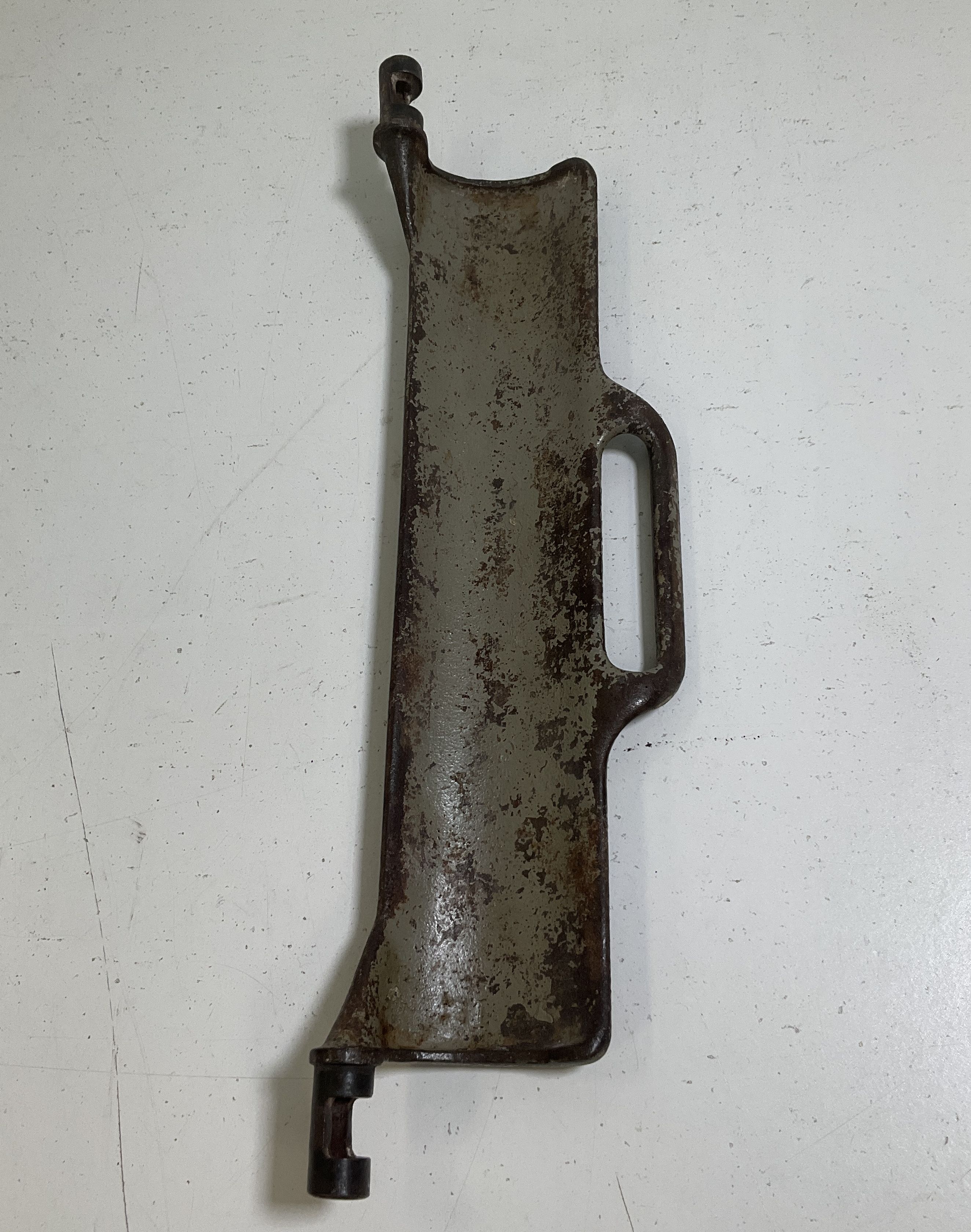Vintage Maytag Cast Iron Wringer Washer Engine Guard Cover Part Embossed Logo