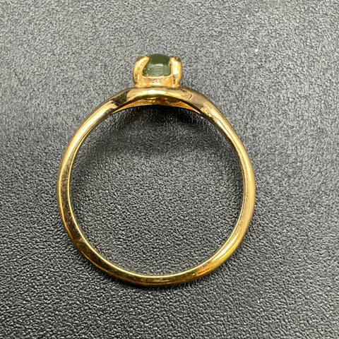 Vintage 70s 18K HGE Green Cabochon Solitaire Ring Size 5